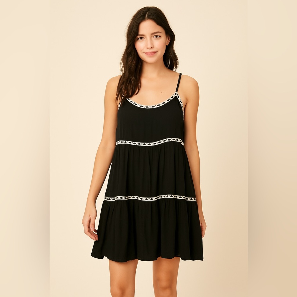 Mustard Seed Black Tiered Boho Dress with Embroidered Trim, Size L. AA37